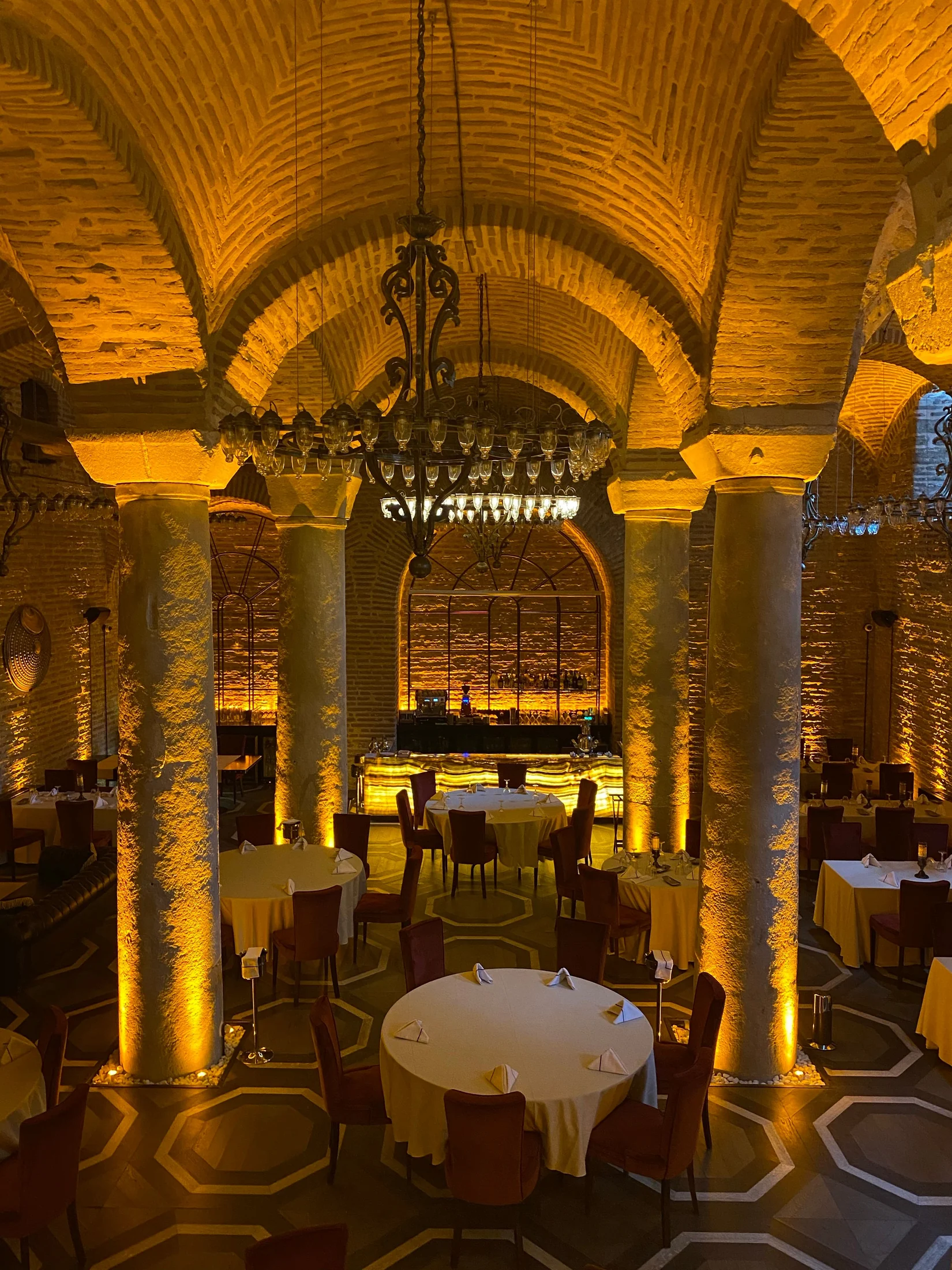 Sala monumental de restaurante
